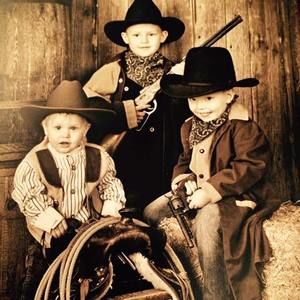 Meet your Posher, Rene